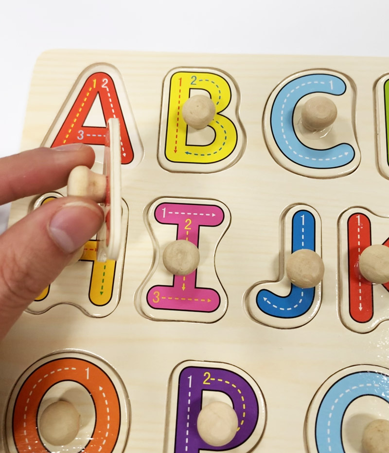 Puzzle en Bois Montessori de G - Letter Tray Desk avis et prix