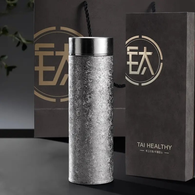 Tasse thermique en titane pur  - Home Office Hours avis et prix